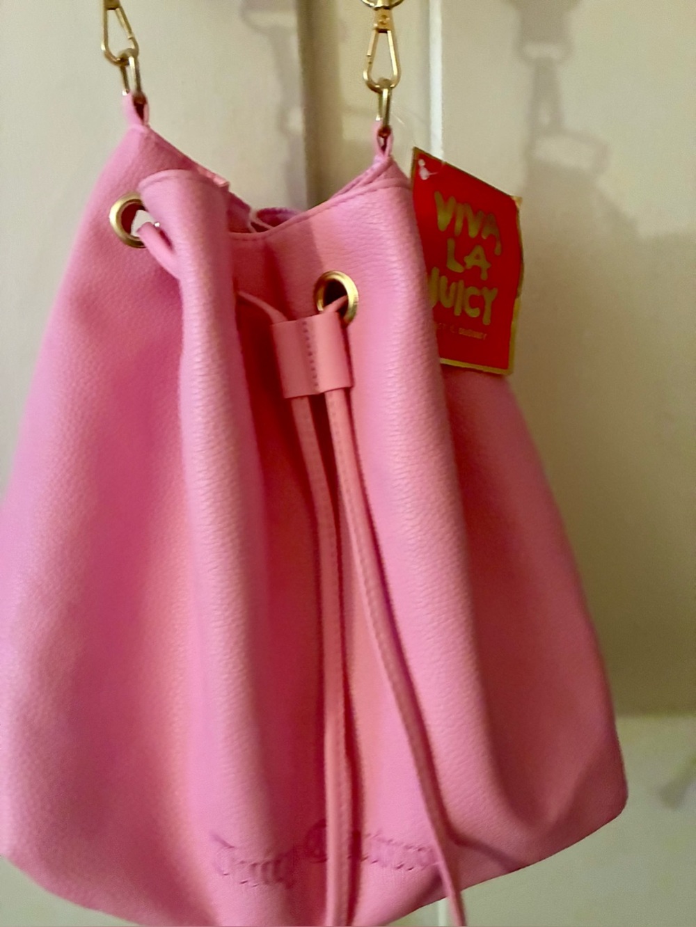 NWT - Juicy Couture Pink Drawstring Bucket Tote with Gold Hardware🌸